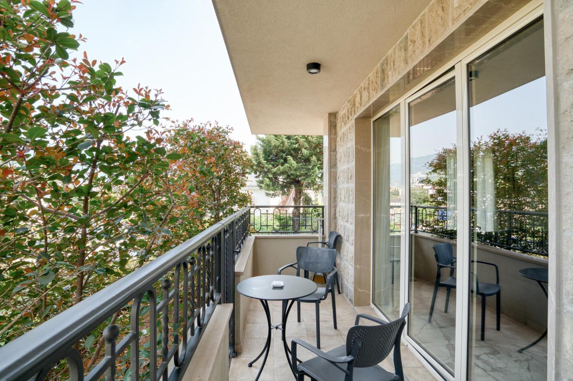 Ap Royal Oak - 2 Bedroom Apartment In Budva Exteriér fotografie